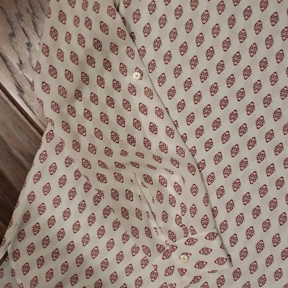Top - Picture 3 of 3